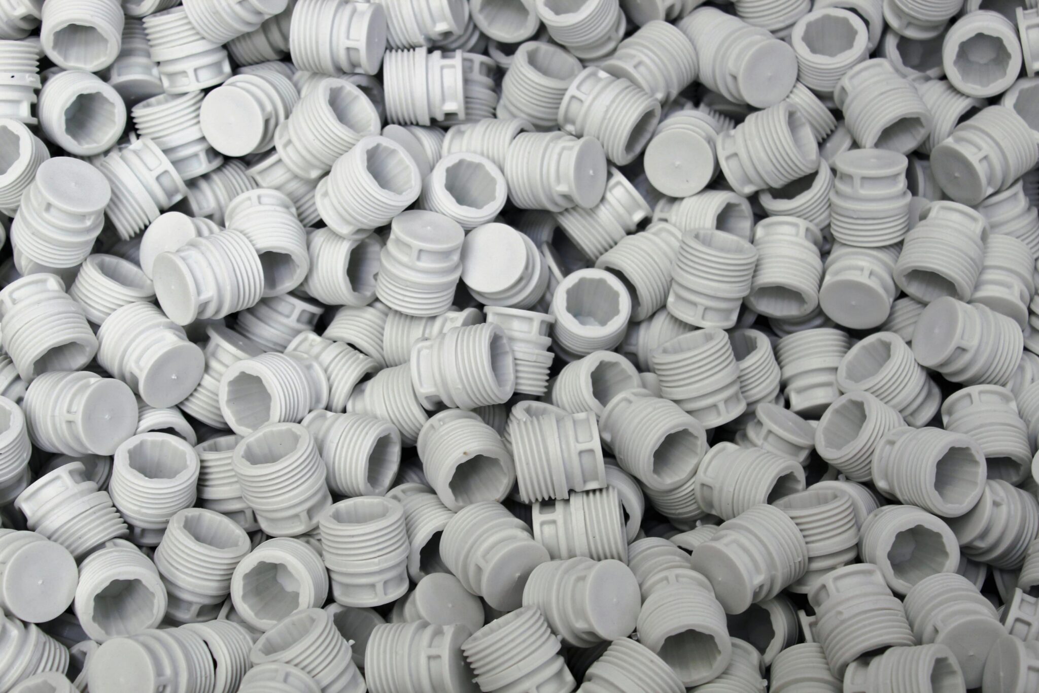 Acrylaat op maat met kunststof frezen - precisie bewerking voor maatwerk kunststofproducten